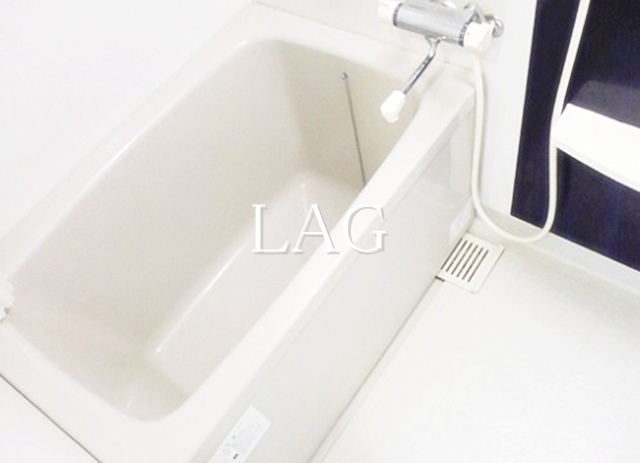 バス・シャワールーム　お風呂です。