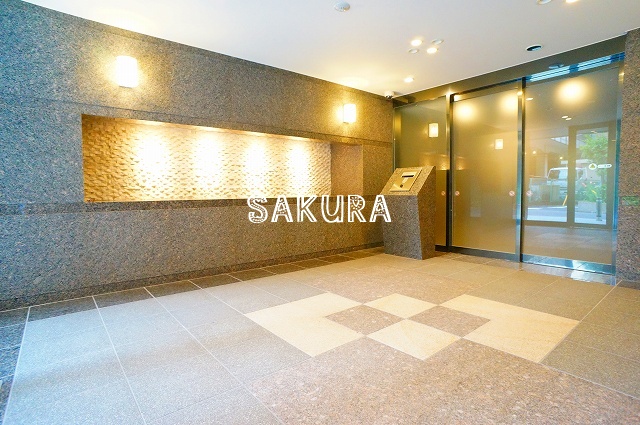 セキュリティ　不審者、勧誘員をシャットアウトできるオートロックです♪