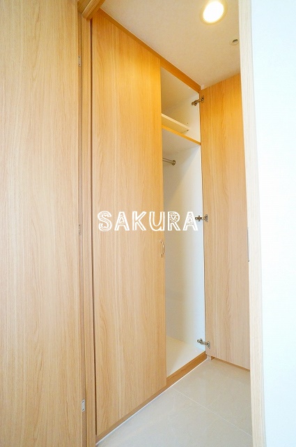 その他　たっぷりとした収納スペースです♪