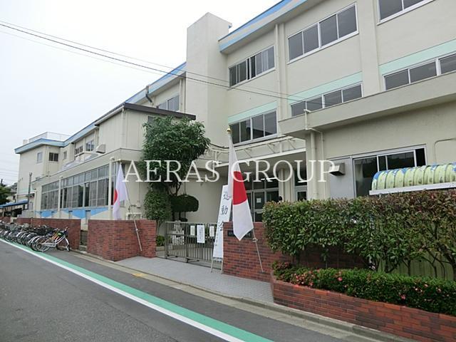 小学校　江戸川区立上小岩小学校（小学校）まで509m