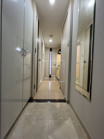 玄関　プレサンス難波リバーオアシス　玄関