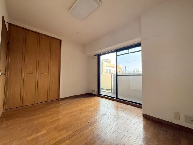 その他部屋・スペース　落ち着いて過ごせるお部屋なので、寝室にいかがでしょうか