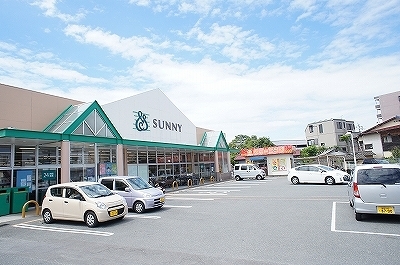 スーパー　サニー原町店（スーパー）まで654m