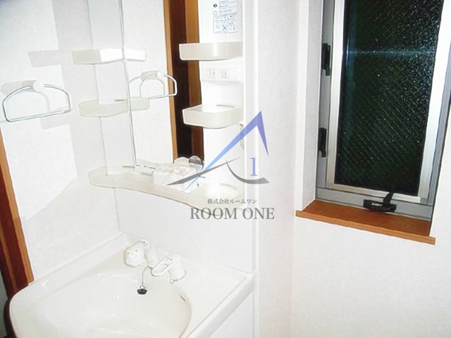 洗面設備　洗面台です。