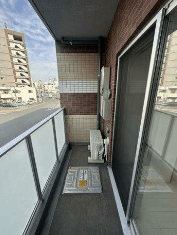 バルコニー　※別間取り参考写真