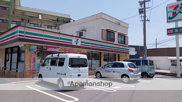 コンビニ　セブンイレブン博多諸岡店（コンビニ）まで313m