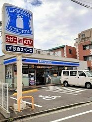 コンビニ　ローソン板橋2丁目店（コンビニ）まで131m