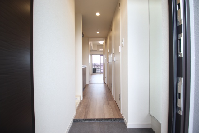 玄関　※別室の参考写真の為、現況優先です。