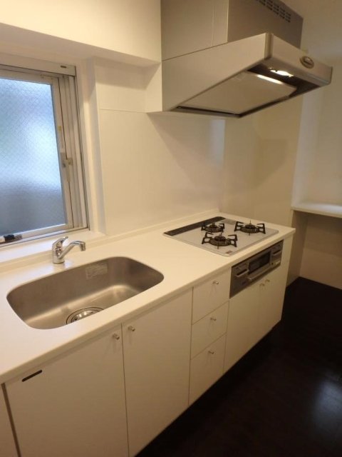 キッチン　システムキッチン(3口ガスコンロ・グリル付)