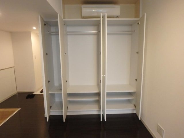 収納　クローゼット