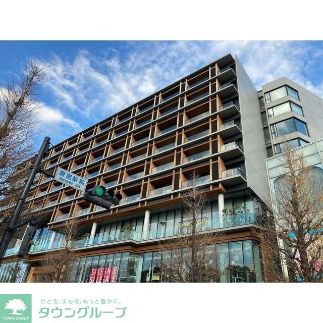 建物外観　NTT再開発PJ　多彩なテナントやイベントスペース