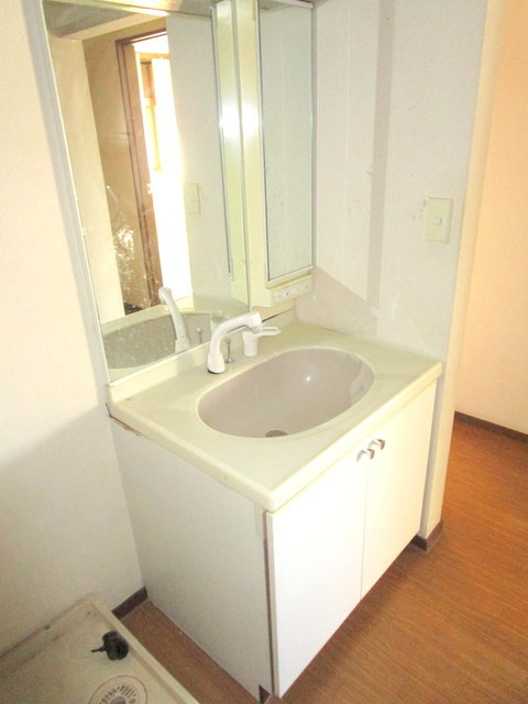 洗面設備　独立洗面台