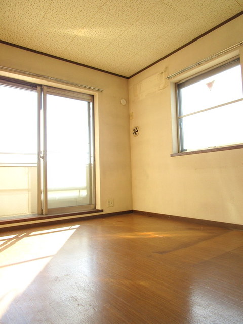 居室・リビング　7.5帖のダイニングキッチン