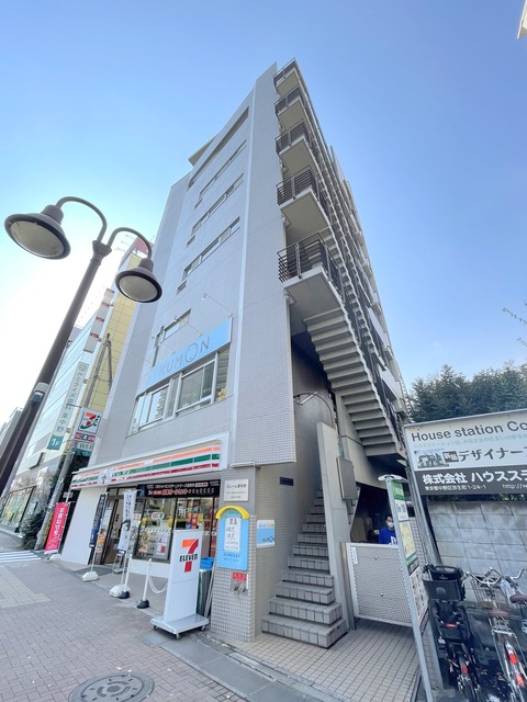 コンビニ　セブンイレブン東中野駅南店（コンビニ）まで444m