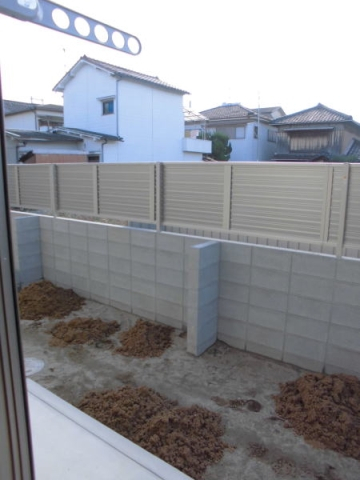 バルコニー　テラス