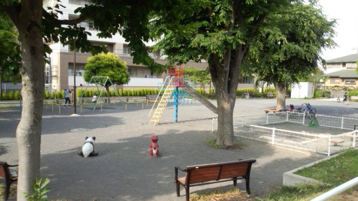 公園　柏葉谷公園（公園）まで350m