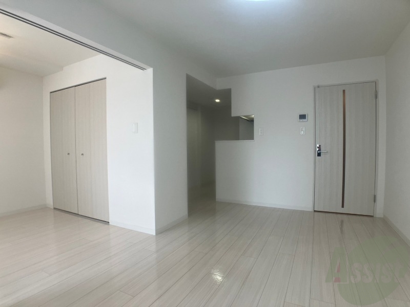 居室・リビング　広くてきれいなリビングです！快適に過ごせそうですね。