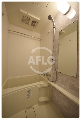 バス・シャワールーム　エスリード大阪NAGAHORI　GATE　風呂