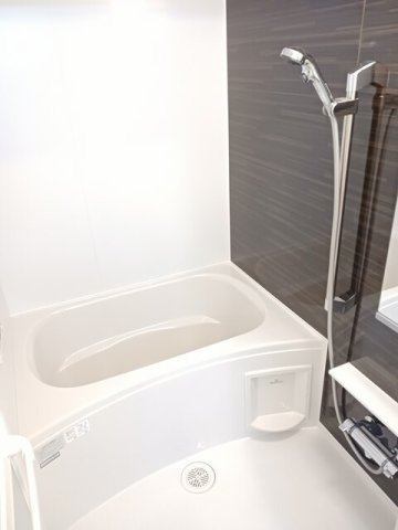 バス・シャワールーム　きれいなお風呂です