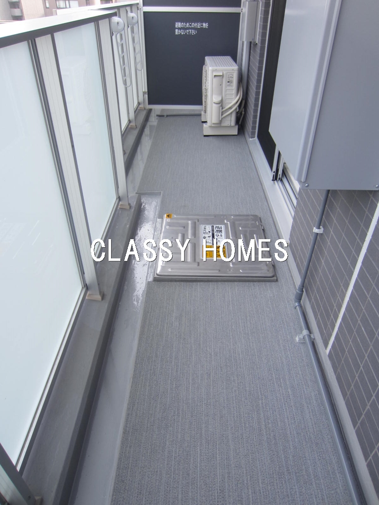 バルコニー　2015年竣工 アーバネックス三田：バルコニー