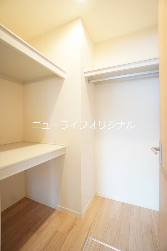 収納　ウォークインクローゼット