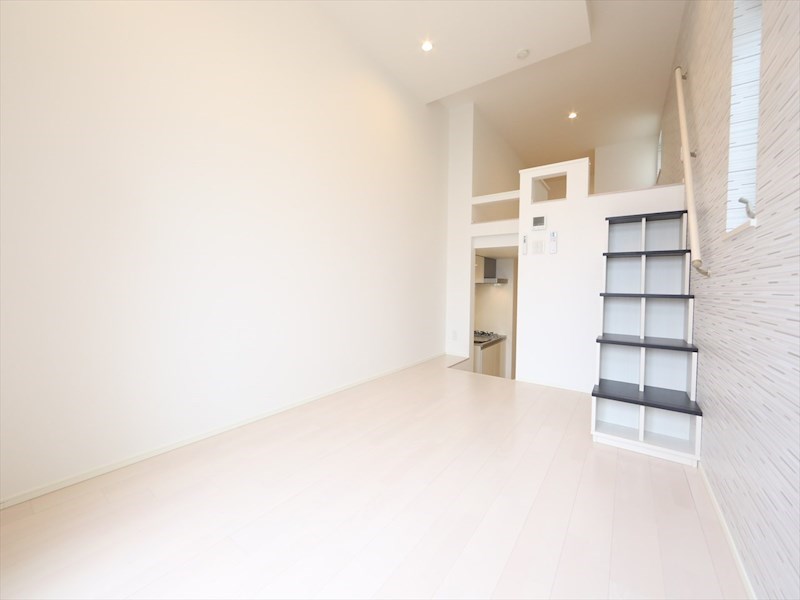 居室・リビング　洋室6.3帖　ロフト6.2帖（収納にも使えます）同仕様写真