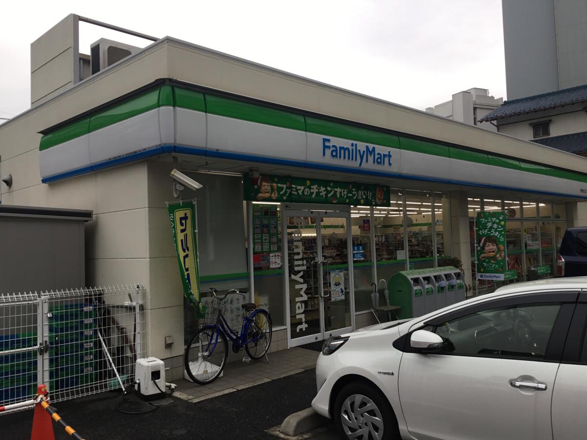 コンビニ　ファミリーマート千葉駅北口店（コンビニ）まで160m