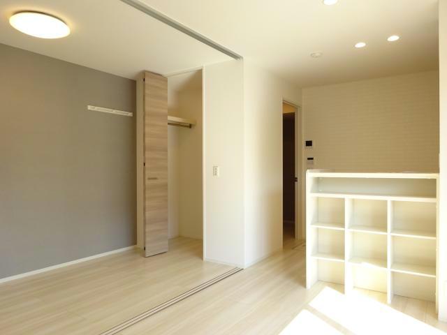 居室・リビング　別部屋参考写真