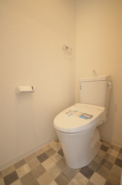 トイレ　別号室の写真です