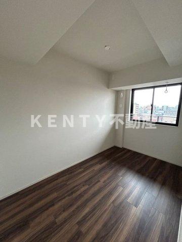 その他部屋・スペース　落ち着いて過ごせるお部屋なので、寝室にいかがでしょうか