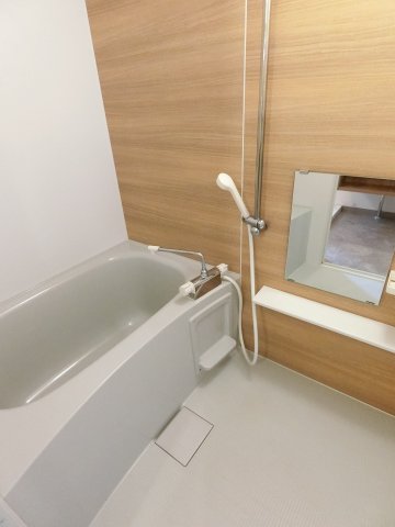 バス・シャワールーム　詳細は、RISUMO江坂本店→06-6155-7137まで♪