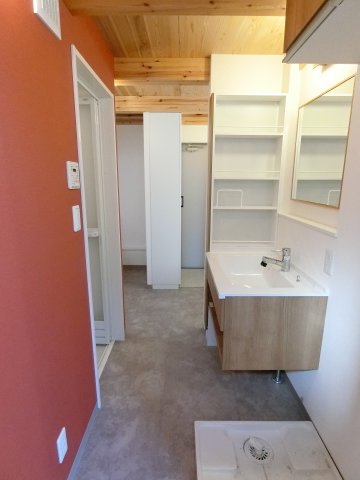 洗面設備　詳細は、RISUMO江坂本店→06-6155-7137まで♪