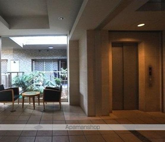 ロビー　ロビー