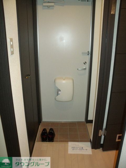 玄関　シューズボックス付きの玄関です