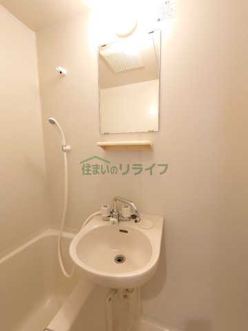 洗面設備　反転タイプ(404号室)の画像