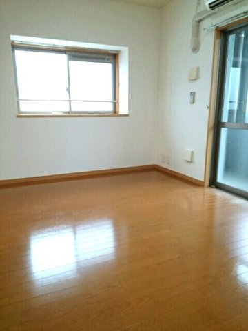 居室・リビング　ゆったり過ごせるリビングです