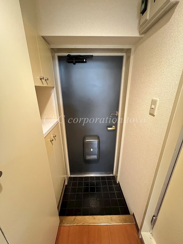 玄関　同仕様写真使用