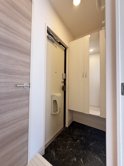 玄関　別部屋参考写真です