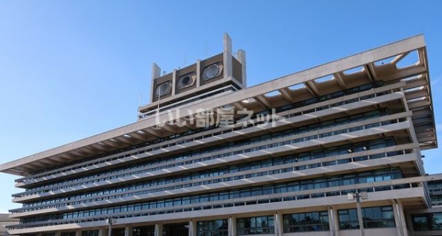 その他　奈良県庁（その他）まで2392m