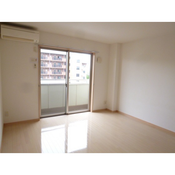 その他部屋・スペース　洋室８．５帖です！