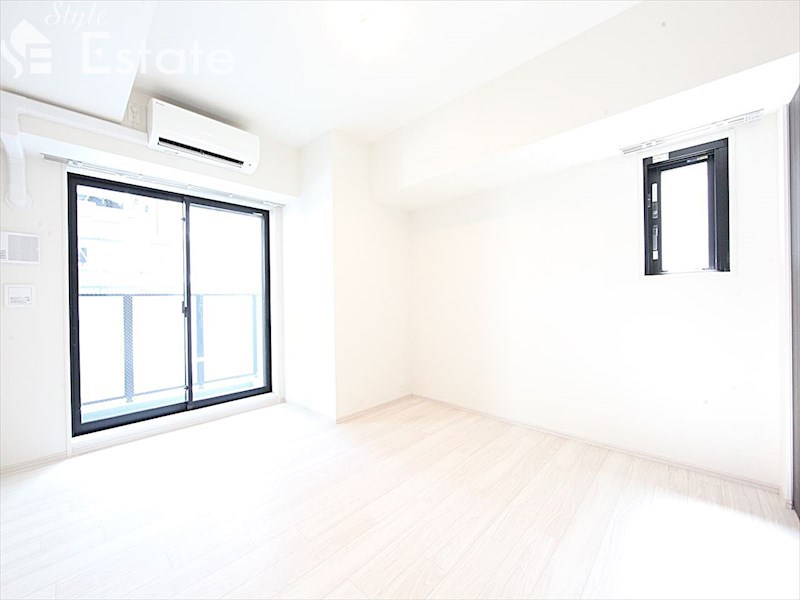 居室・リビング　内装