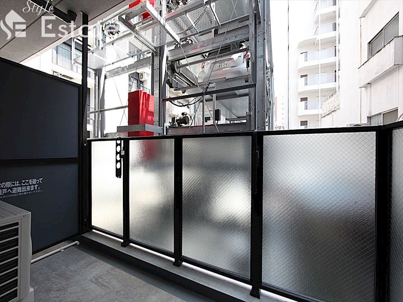 バルコニー　バルコニー