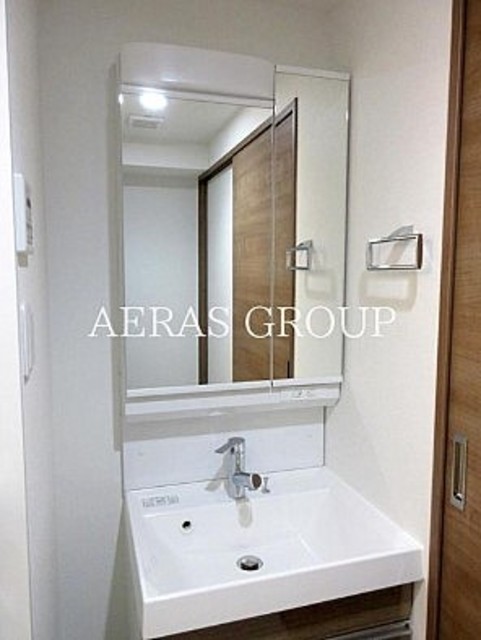 洗面設備　同仕様