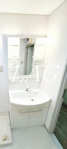 洗面設備　洗面台です。