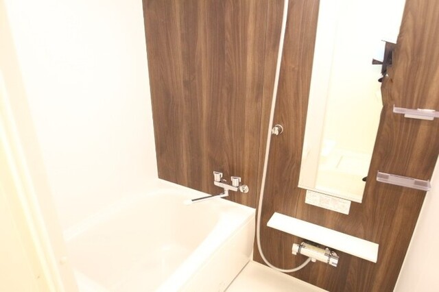 バス・シャワールーム　浴室