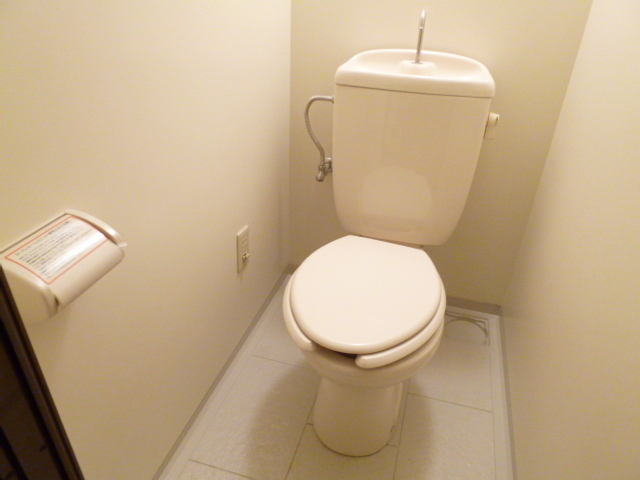 トイレ　※同物件・同タイプの写真です。