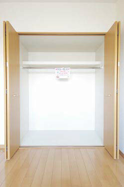 収納　６帖洋室