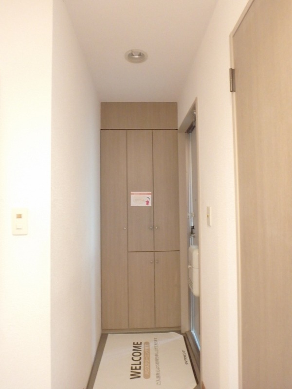 玄関　図面と現状に相違がある場合には現状を優先