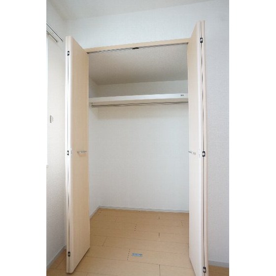 収納　洋室の収納