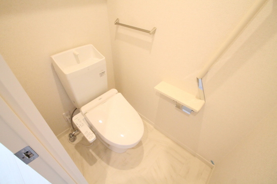 トイレ　※別部屋の写真です。